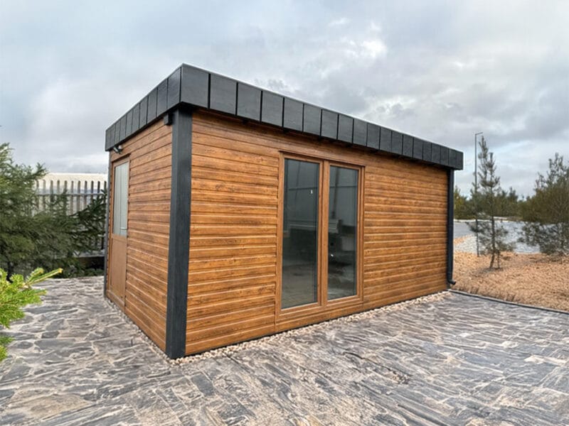 kontener KR Kontener Usługowy 6x3m Złoty Dąb | Ocieplony "Pod Klucz" | Okno Balkonowe