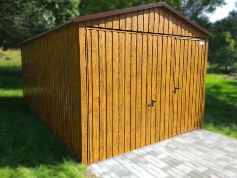 Garaż blaszany drewnopodobny 3x5m Złoty Dąb | Brama Uchylna z Drzwiami Przejściowymi | Profil