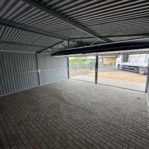Garaż blaszany 6x6m Grafit BTX 7016 | Podwyższony 2,60m | 2 Bramy + Drzwi | Profil