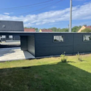 Garaż blaszany z wiatą 9,5x6m Grafit BTX 7016 | Garaż 6,5 m + Wiata 3m | 4 Duże Okna | Profil