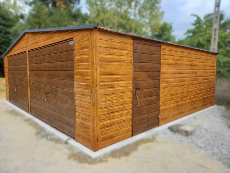 GD102-3 Garaż dwustanowiskowy 7x6m Złoty Dąb / Orzech | 2 Bramy + Osobne Drzwi | Filc | Profil