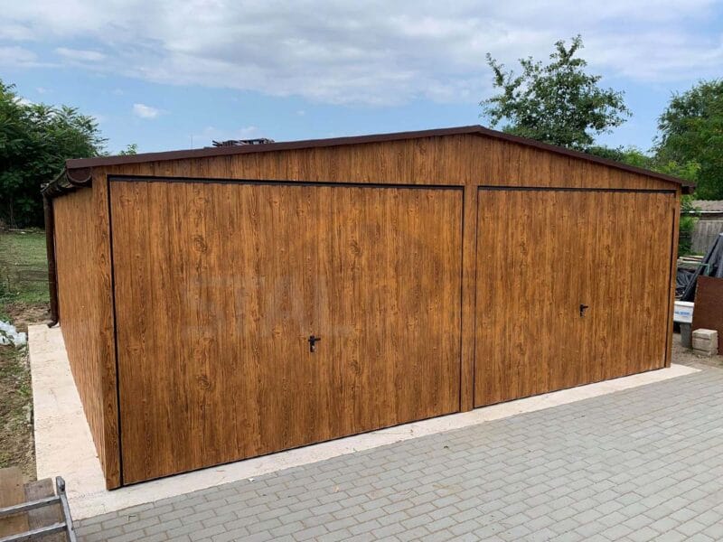 Garaż blaszany Drewnopodobny 6×5 m Złoty Dąb | Dach Dwuspadowy | 2 Bramy Uchylne