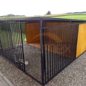 Kojec dla psa 4x4 m Czarny | Zabudowa Drewnem | Drewniana Podłoga | Obrotowe miski | Profile Pionowe