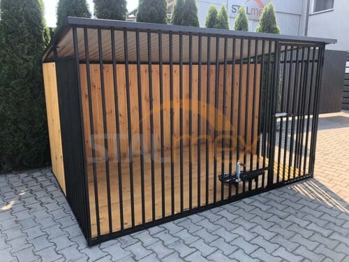 Kojec dla psa 3x2 m Czarny | Zabudowa Drewnem | Drewniana Podłoga | Obrotowe Miski | Profile Pionowe