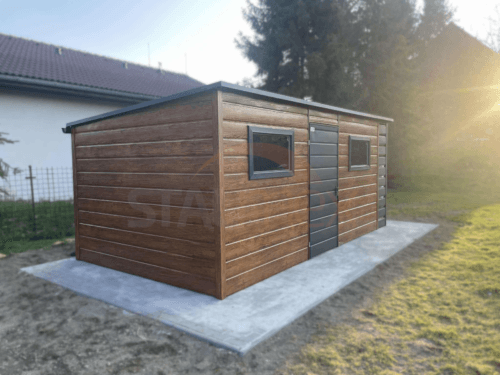 Nowoczesny Domek ogrodowy z Wiatą 5,5×3 m Złoty Dąb / Grafit | Okna i Rynny | Profil