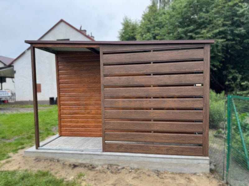 Nowoczesny Domek ogrodowy z Wiatą 5×3,5 m Złoty Dąb / Orzech | Lamele | Okno | Profil