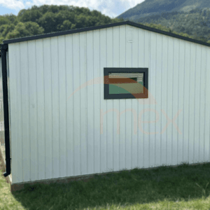 GK159_3 Garaż blaszany 4x6m RAL 9010 | Podwyższony 2,60m | Brama + Drzwi | Okno | Profil