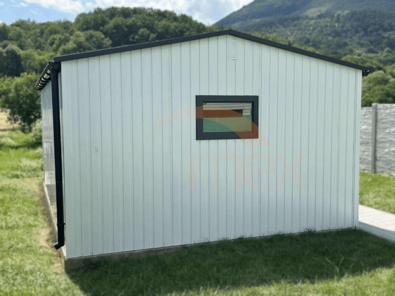 GK159_3 Garaż blaszany 4x6m RAL 9010 | Podwyższony 2,60m | Brama + Drzwi | Okno | Profil